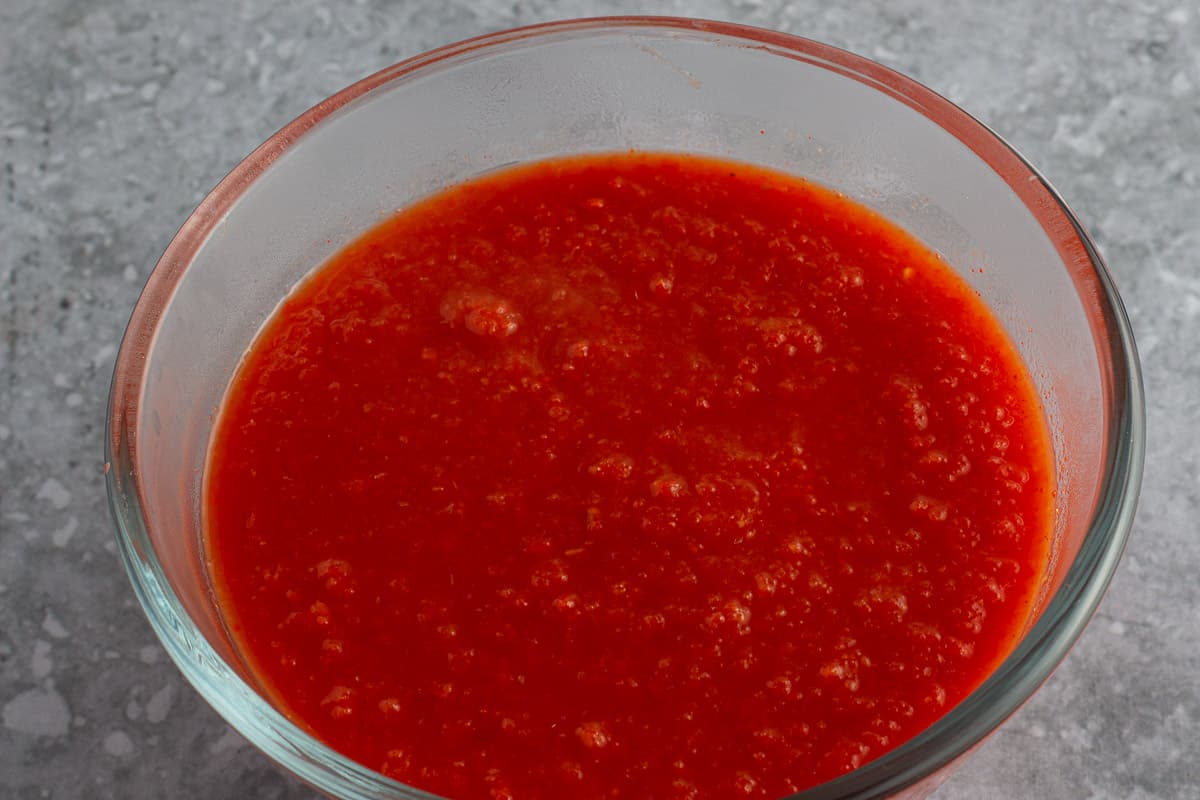 Pepper Mix (Tomatoes, Rodo, Onions, Blended) (per 500g)'s photo